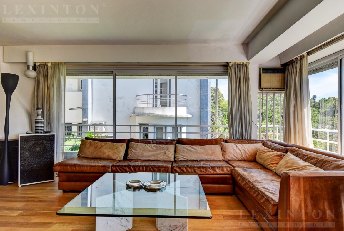 6589552_102541625529344392844778956482959036471090605904767246781650540335024583222409