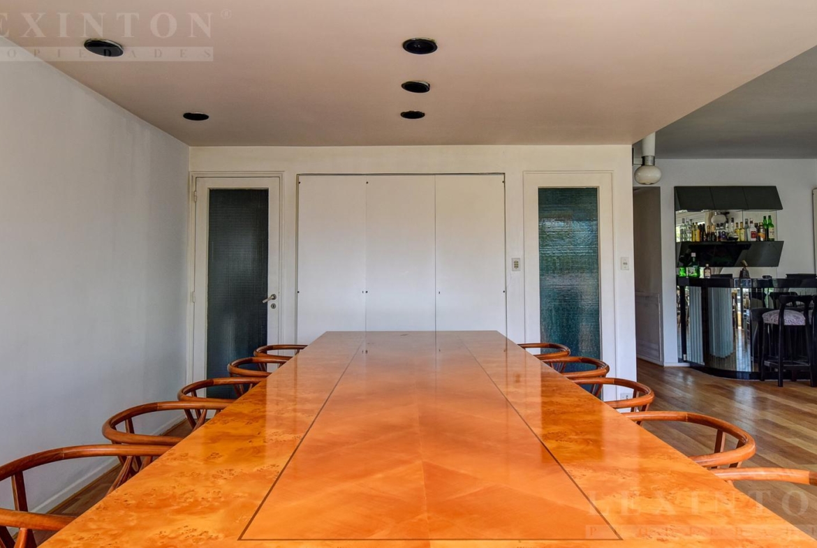 6589552_14242873569870348643182559740481297788055596387966531141108070540711665386045