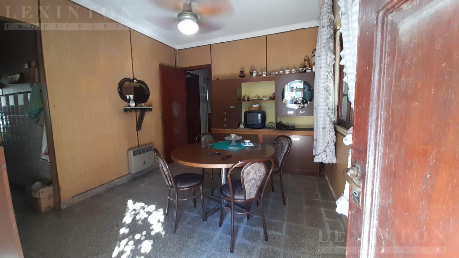 6773309_101848147468171021591505045614942648840178353917701091283224793187481867354469