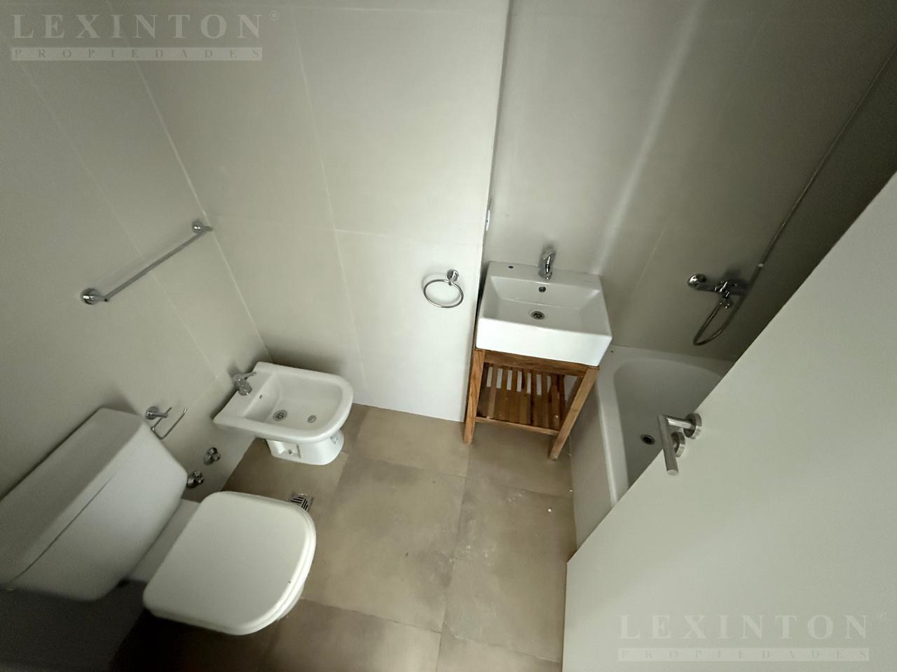 7175759_104223204306646115971913371659440980412508813266877667792482294908846449227370