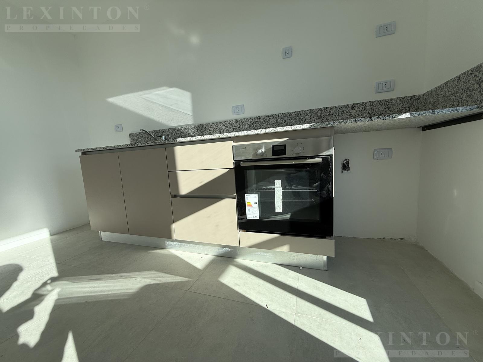 7175759_1090779490625316407990851356576864755857186475212733614361901546307062353386