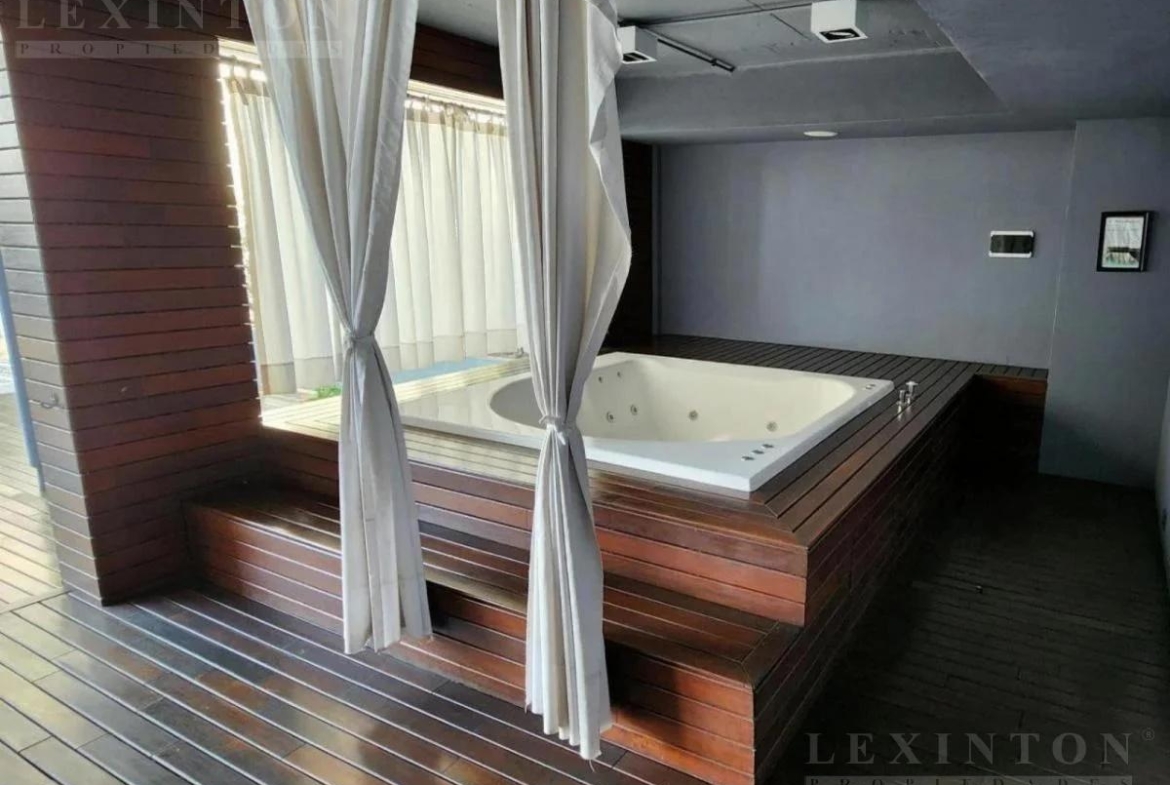 7194710_33512693534116139608507702616308418657519570771667516833115273327753157109962