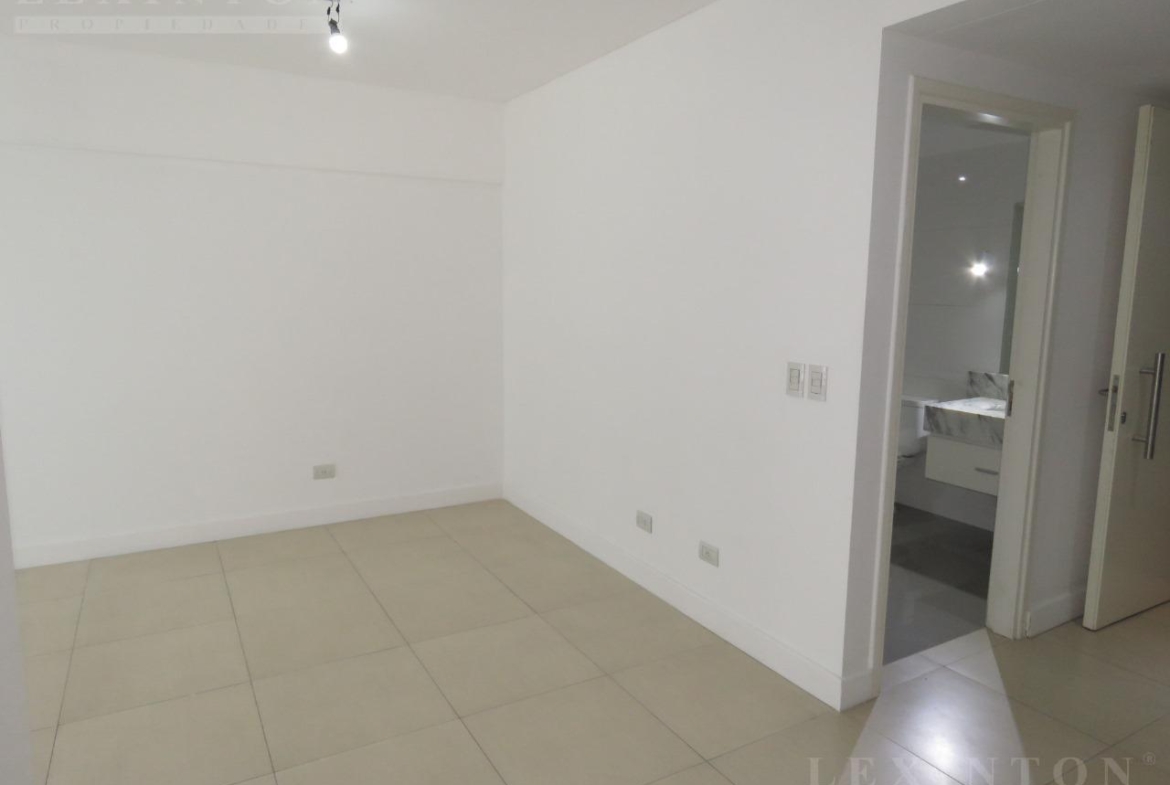 7197918_10739380661607352698023952002698258240693571135433929768563636153088649688114