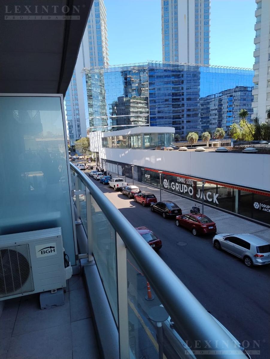 7197918_57606373954725707914794181941092925881849784815415854030736811598820995180728