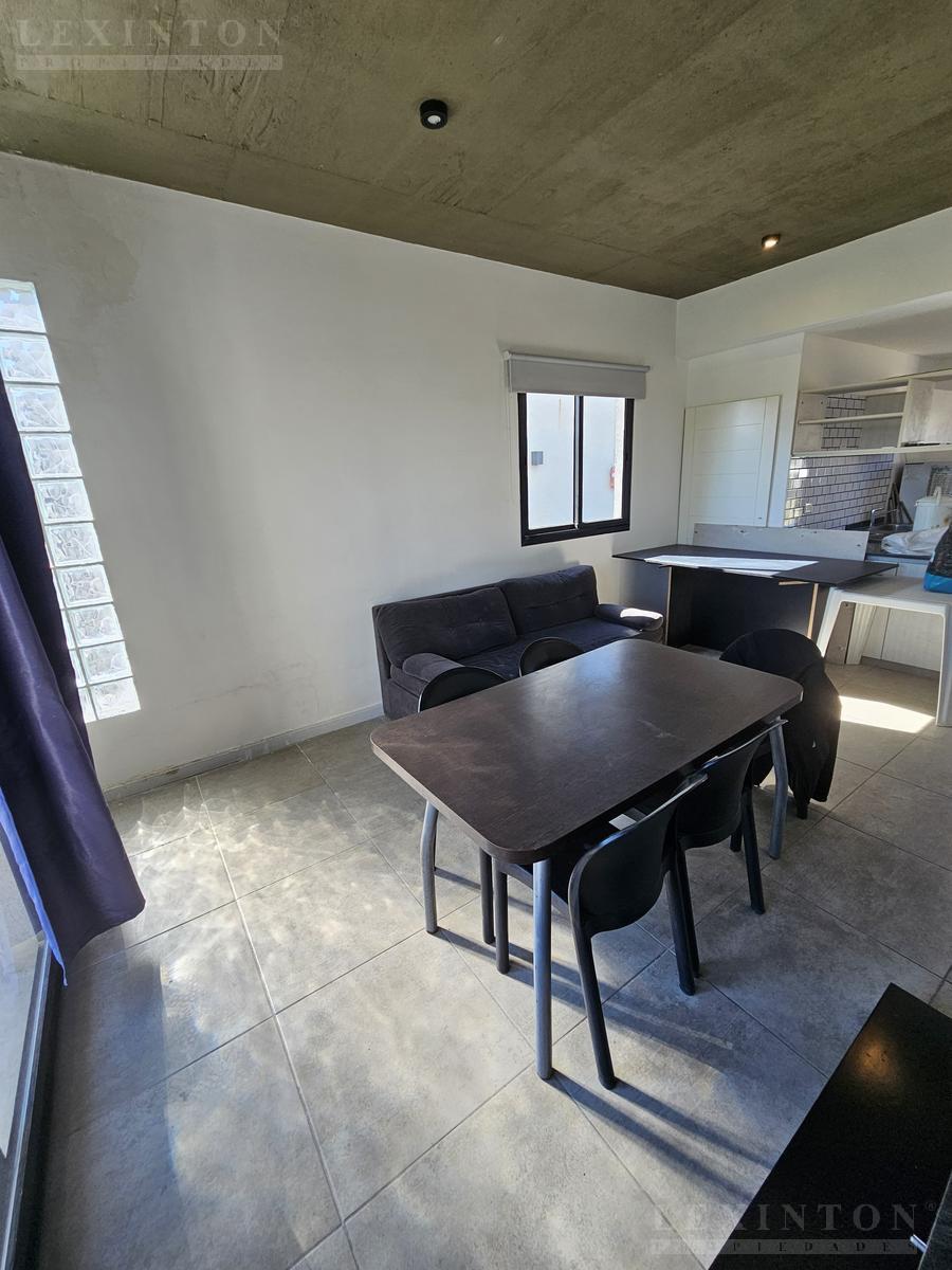 7292253_65691998433234282940596940419950898722452130065826385088059782865011462278892