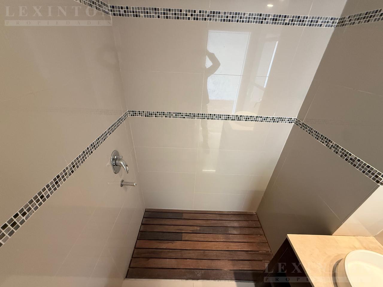 7331971_2512087607026080476122471918723764425485124067209102879167594715646003768271