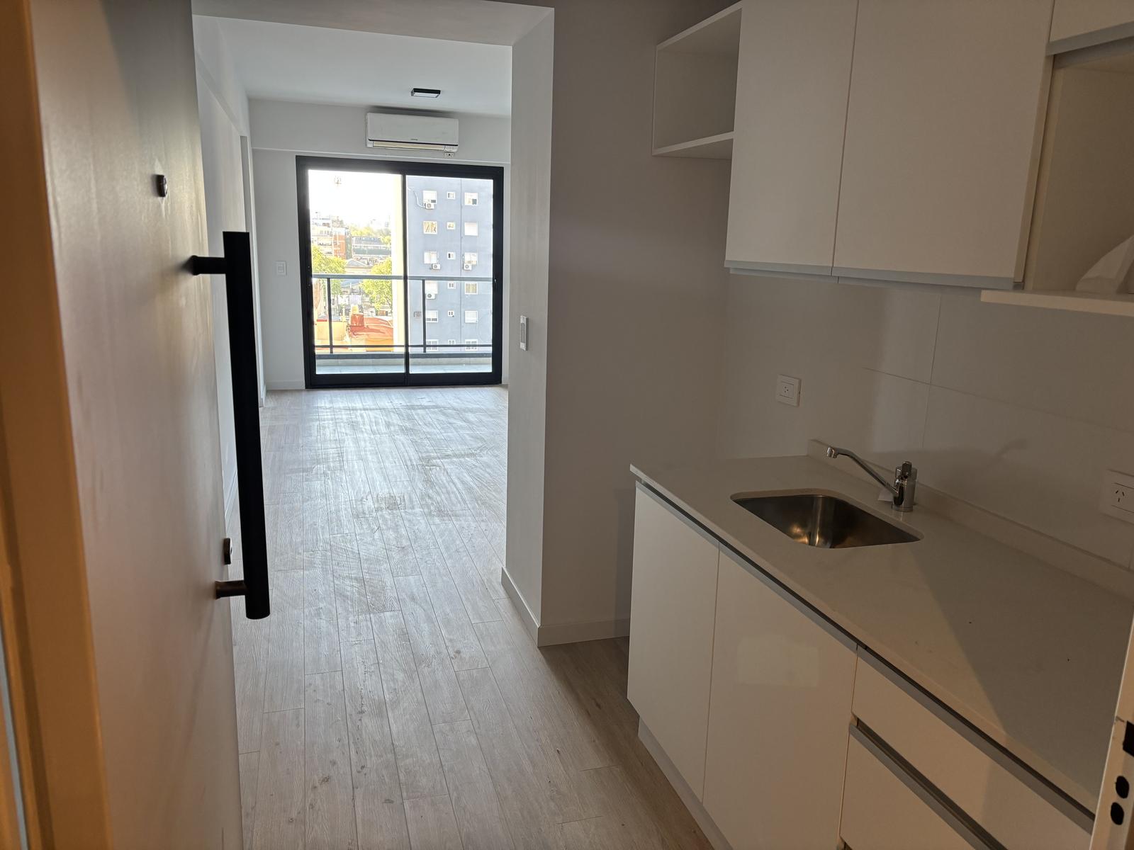 7368913_57212667660111213598930692331434186731054676062779266737417560840093597737998