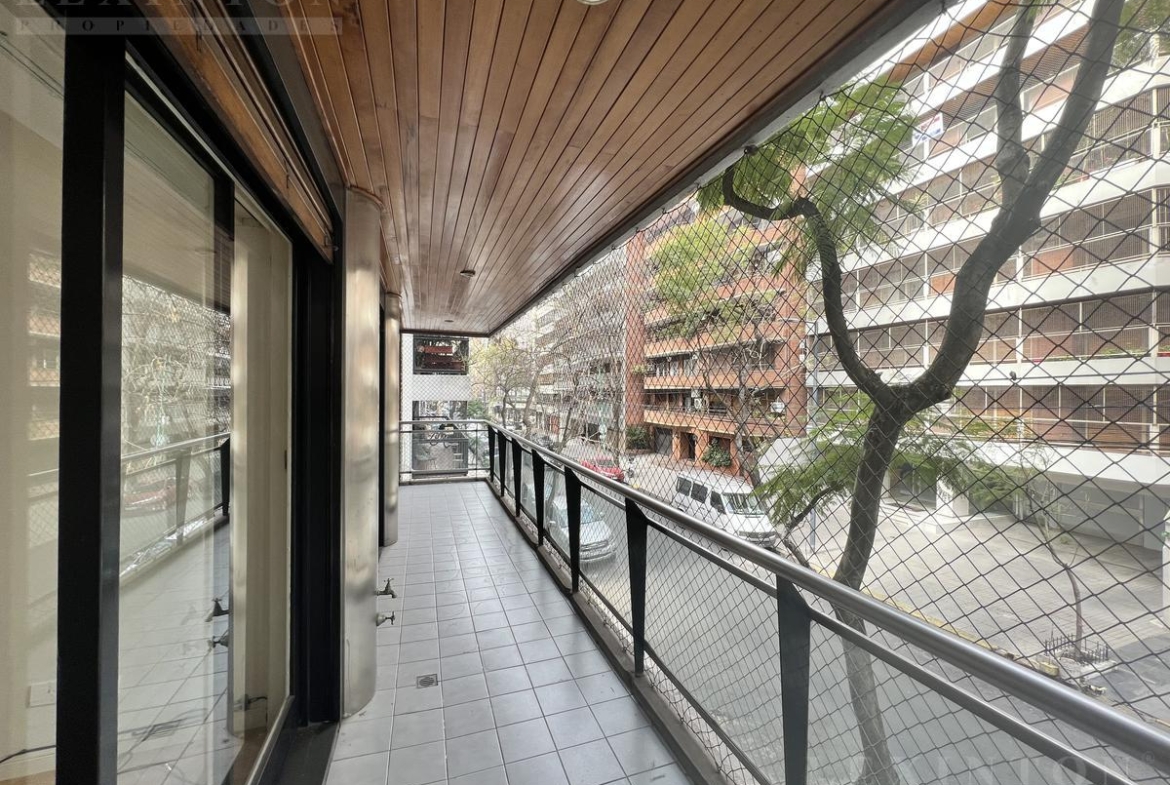 7468374_72610675037547169924965277036435750074248097633984359038180275622015768991937