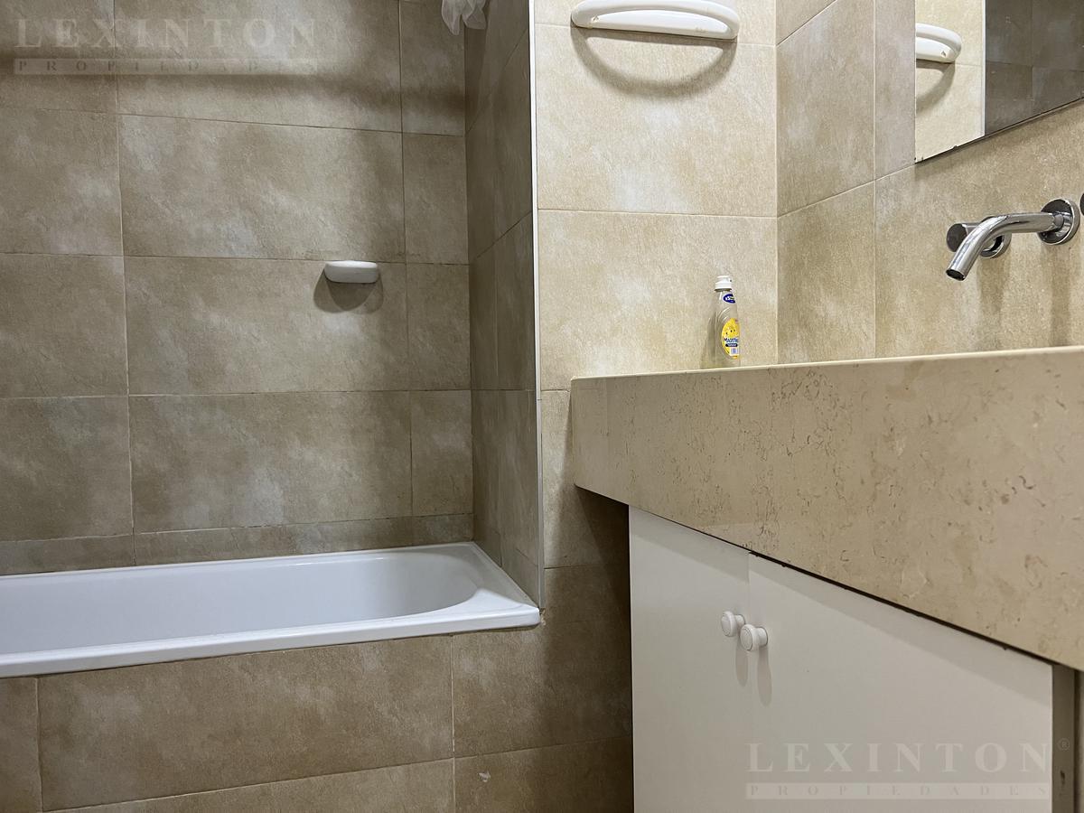 89741294524888184058735868720915268085564940218702175557329155346265135825631