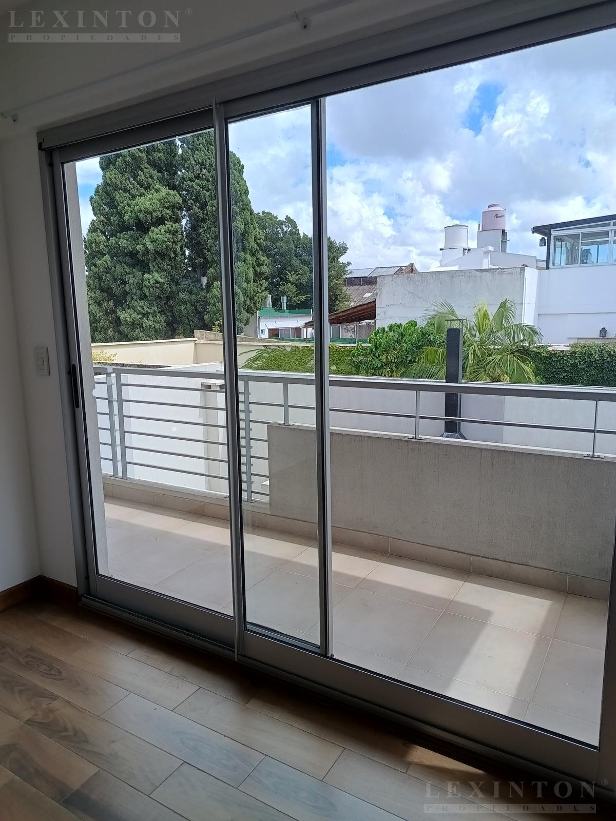 61789085220702428688362129323576676662415258845994828563503569779456448900676