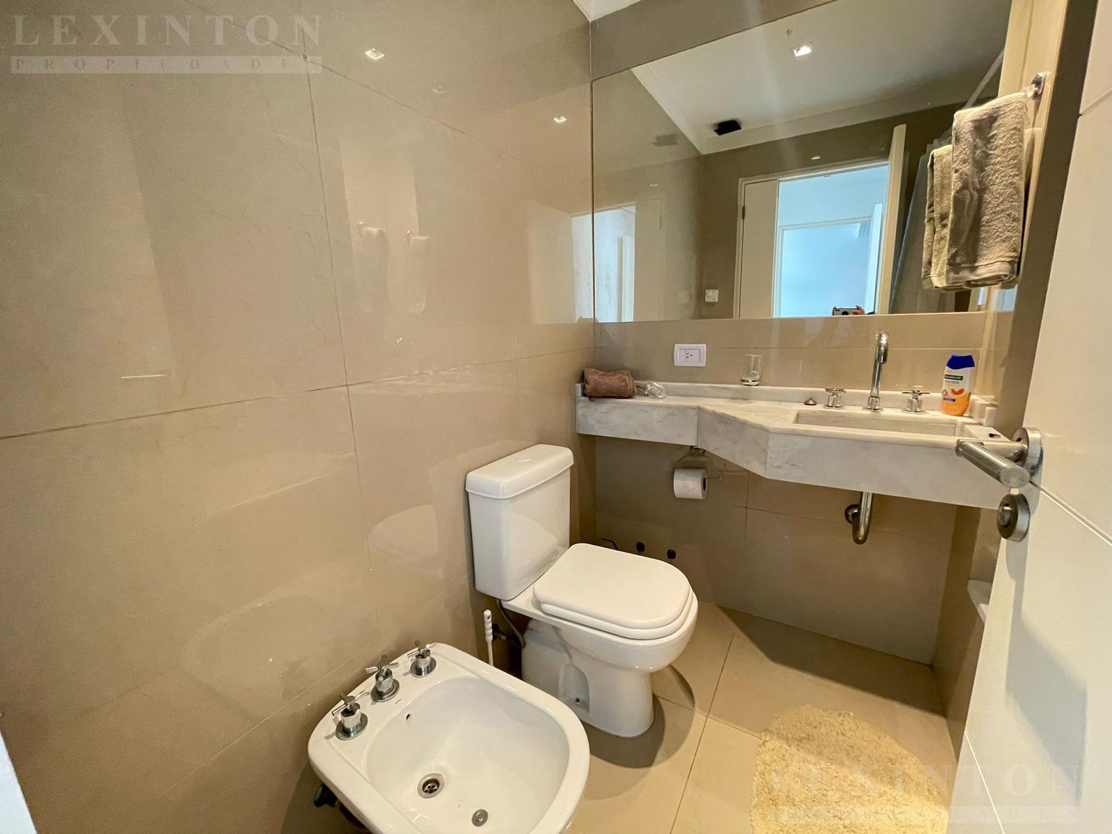 32897087089967319339986090683032610546027361520718451603148154604516156730197