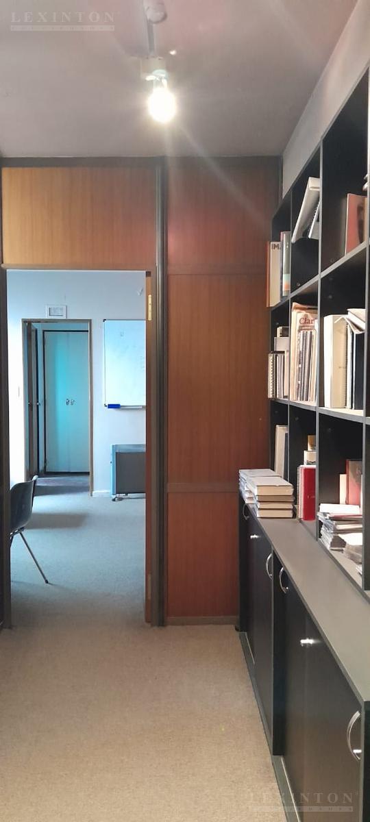 6657111_24424021125260699761036297882173002489577922317480906760933094602951041938931