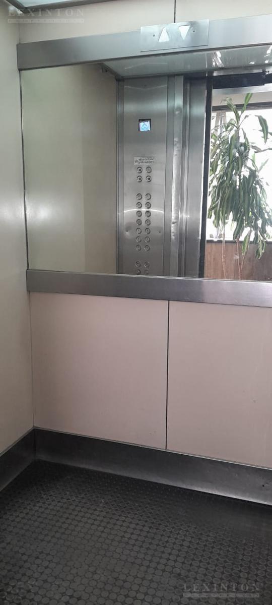 6657111_74673194197856443502637965934034621474119174357890510950713456857851281652672