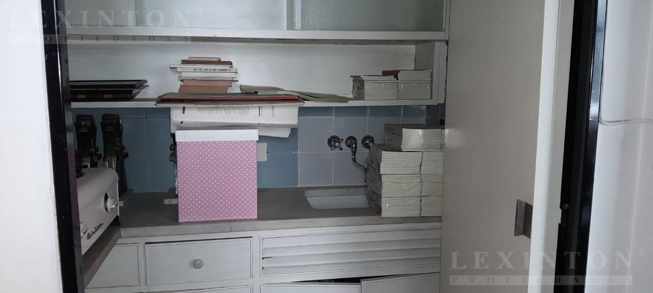 6657111_77339498779842756174463954484028620186374569286509217115345516177691315003456