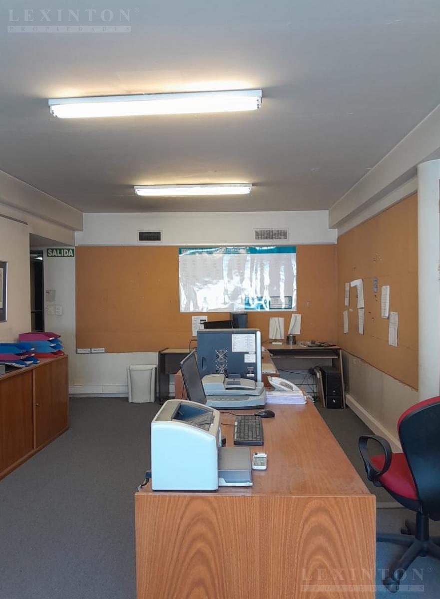 6657111_80833395536447701770123735817332227165525444885958303805906690935295801252964