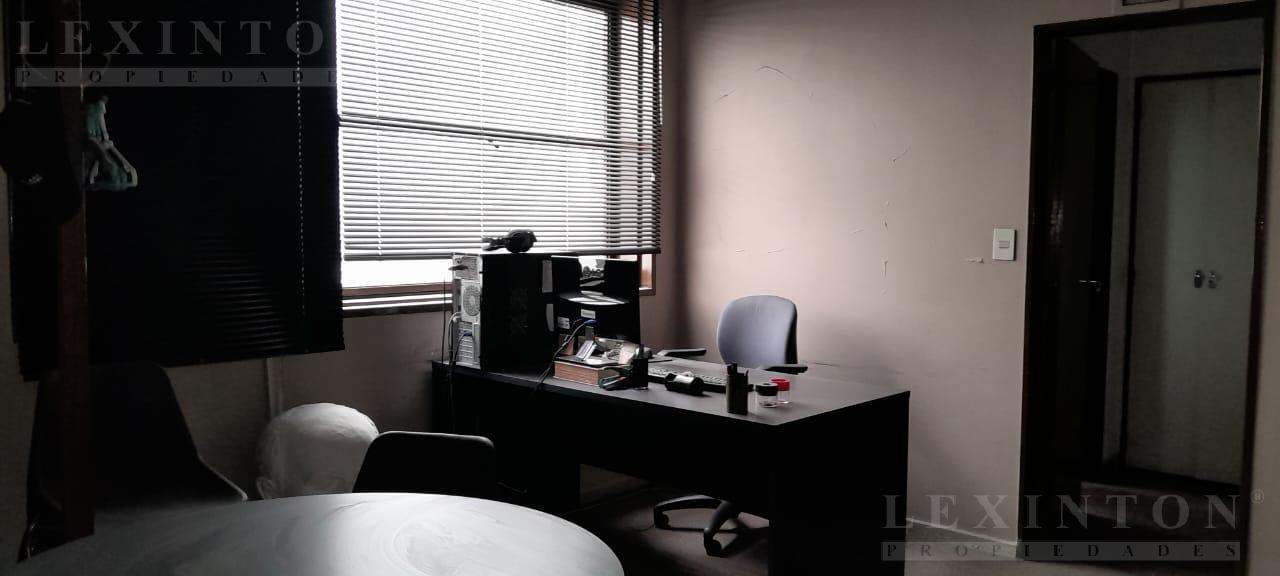 6657111_95675159967631408249134881197902856166912118158373276959277858491934509660630