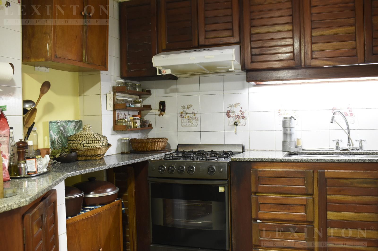 6686719_65890483506403049002428537111369723872398049518651456610509043435678726056664