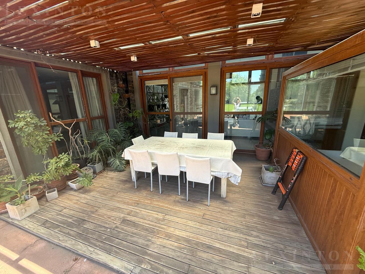 6802350_43288769223882545184624878253494587663903447531389673367691371034967057442331