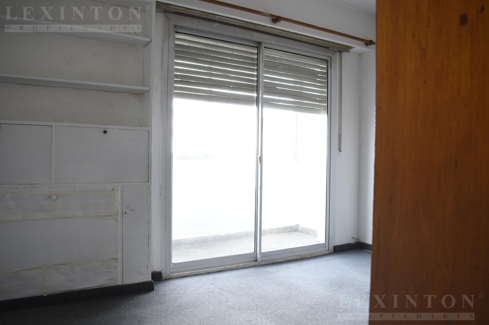 6836427_52893778601204578045153013295153260169214370378956402715323080981986499045939