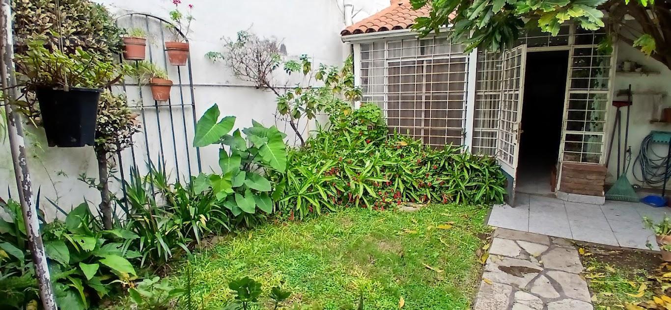 6925046_50402566312035752296558541222080470265723999336977564307948176253793612919744