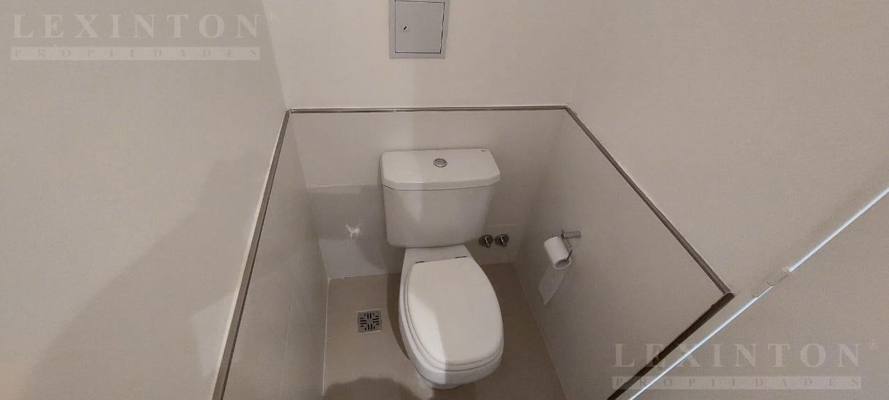 7055829_23782206454594322980620968758123101338910951852465629931764444064915453593914