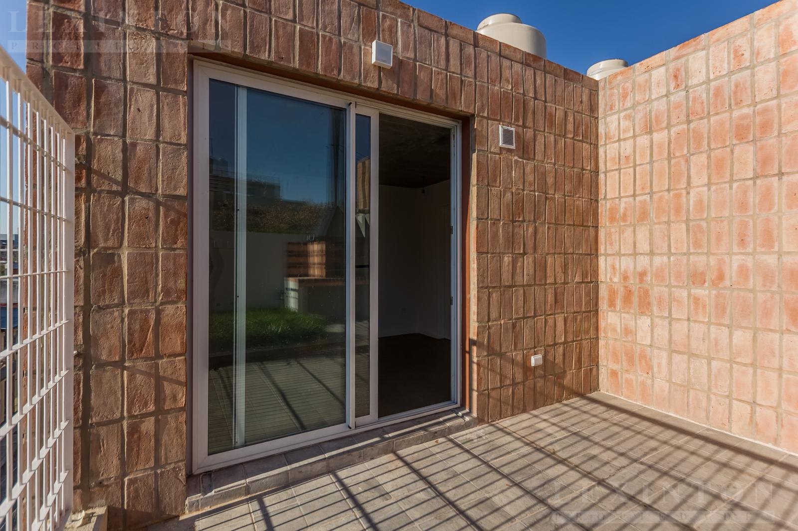 7066627_34683184757943454456343475618170534725895205119847295039865240195051792082748