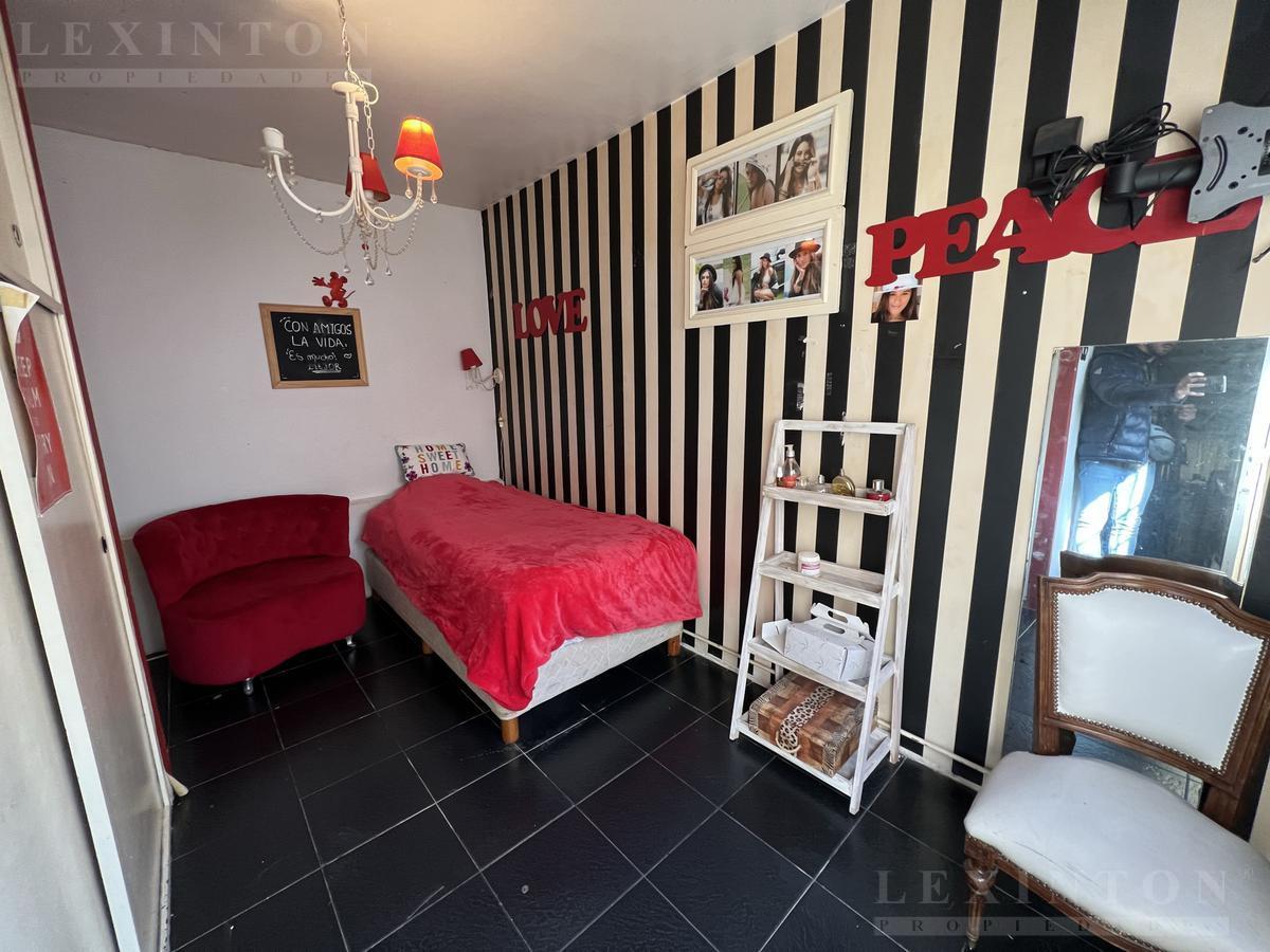 7227566_5605362689878655787181122045207597717105346546759748117735025952759902339216