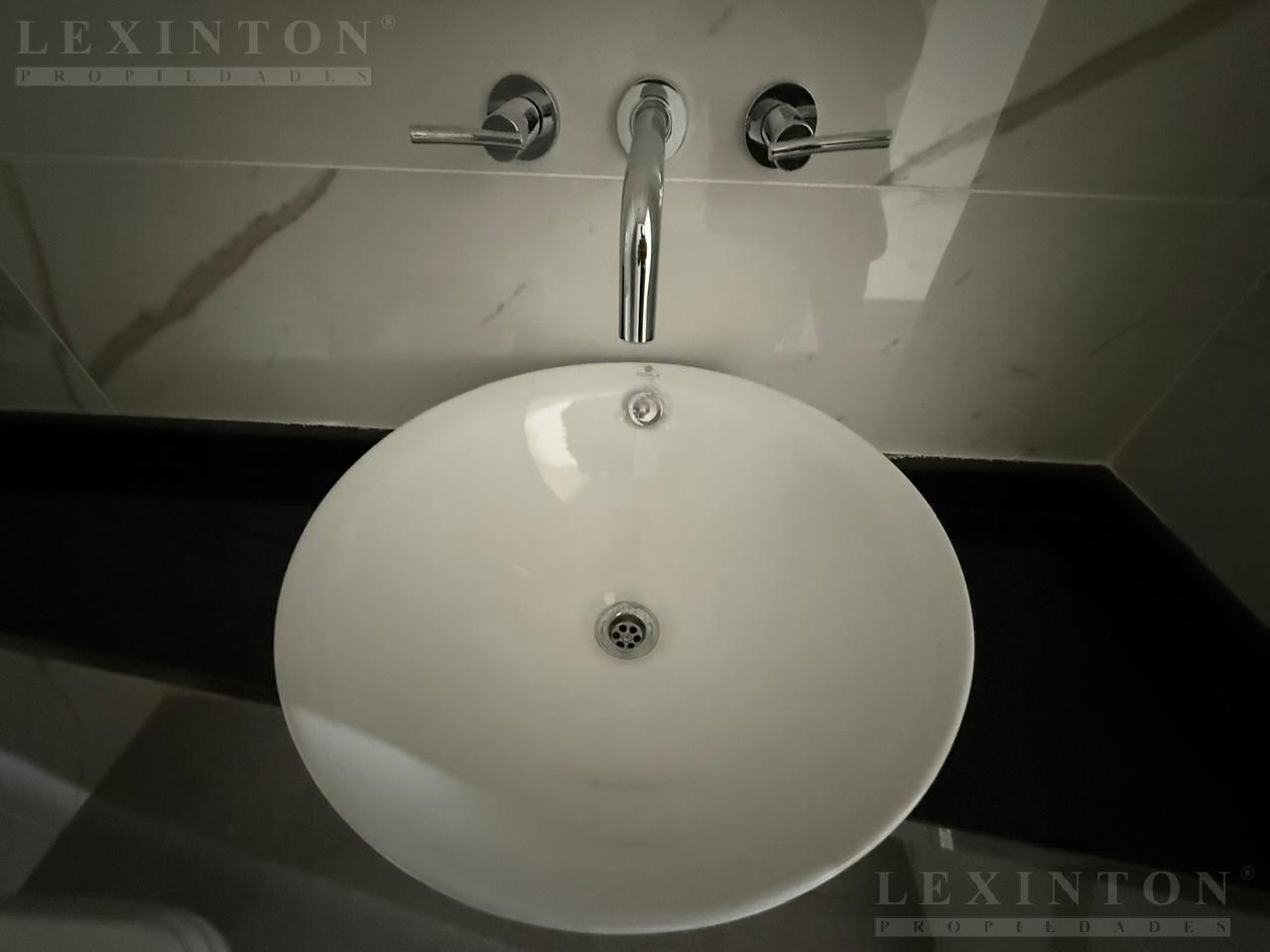 7249650_115537883387920113811841128383398242898663413446951471121347827217000112839774