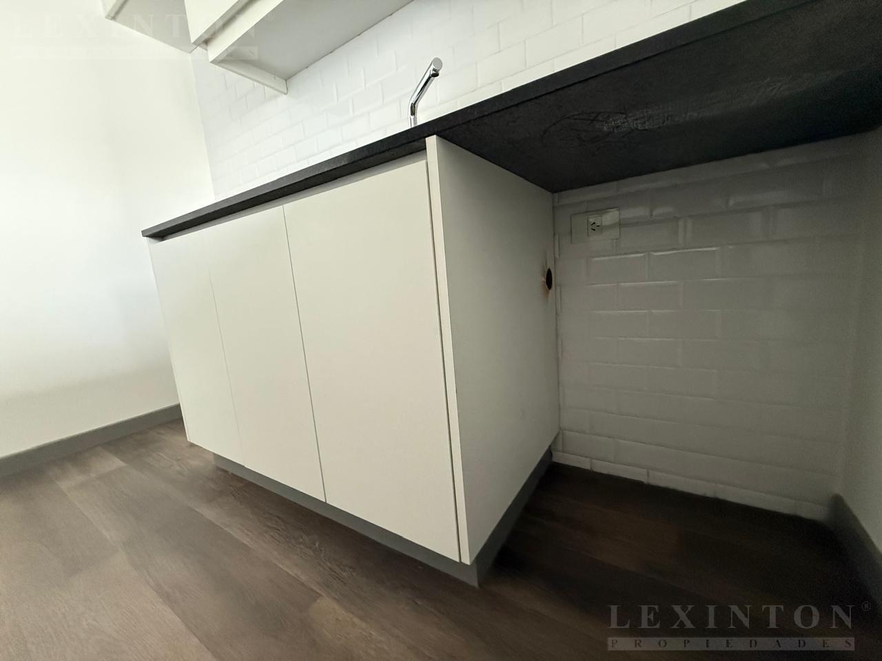 7249650_78781663349338654684781575599549371254734529281672041478817312447579264132