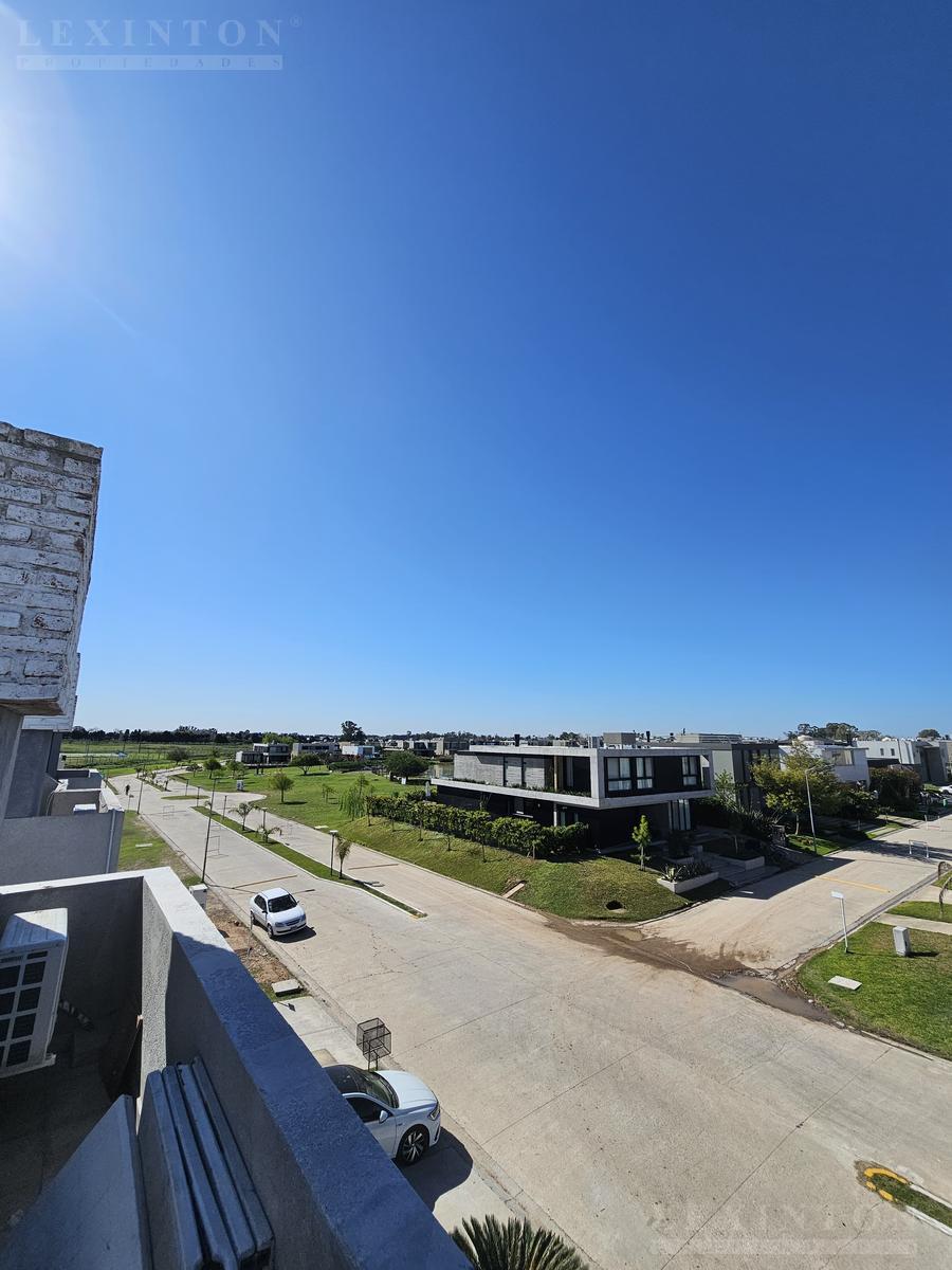 7292253_93124749132659193271273495847248768555839567037013507043678530981107726348010