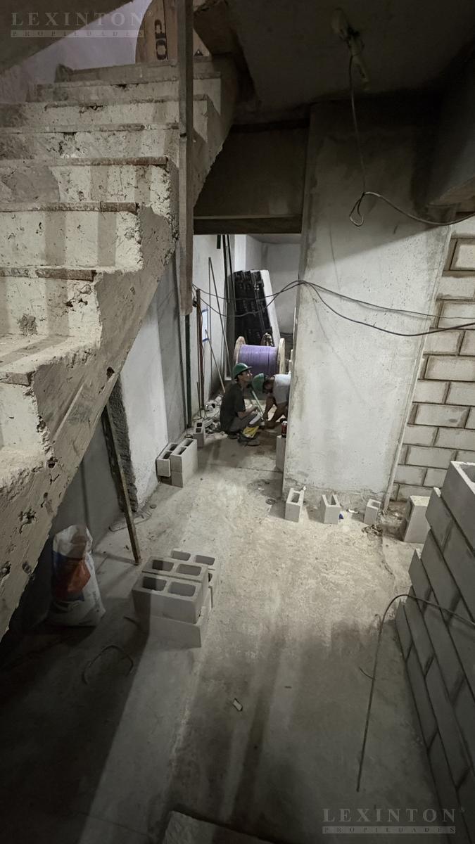 7792543_11295207352540757070613198375175363602345332591788456064564805606393495016303