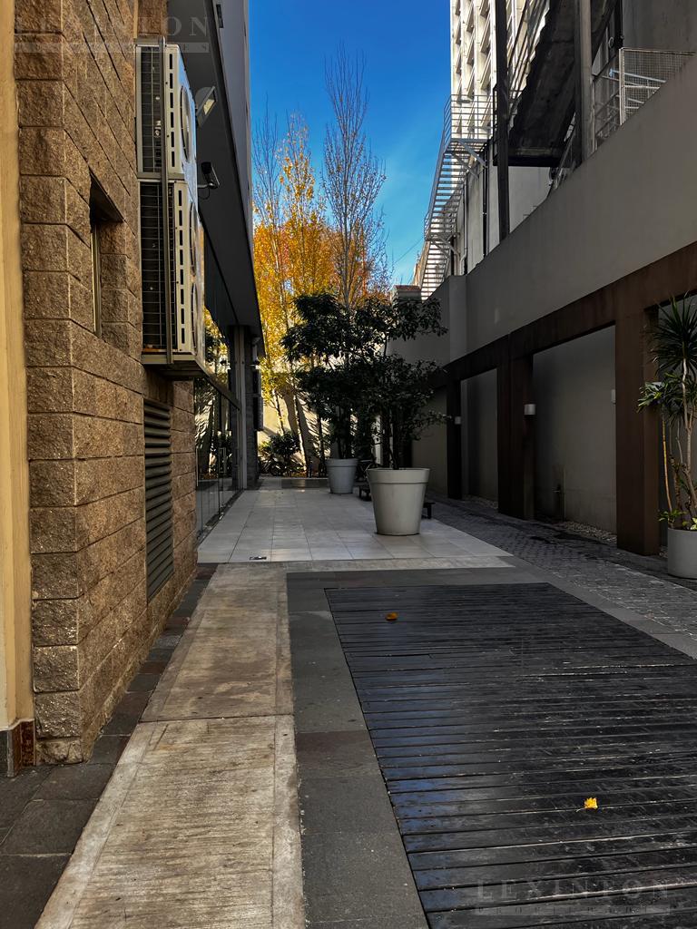 7803398_51787877753269689325131612531700081013773081905833792611091284908700929022319