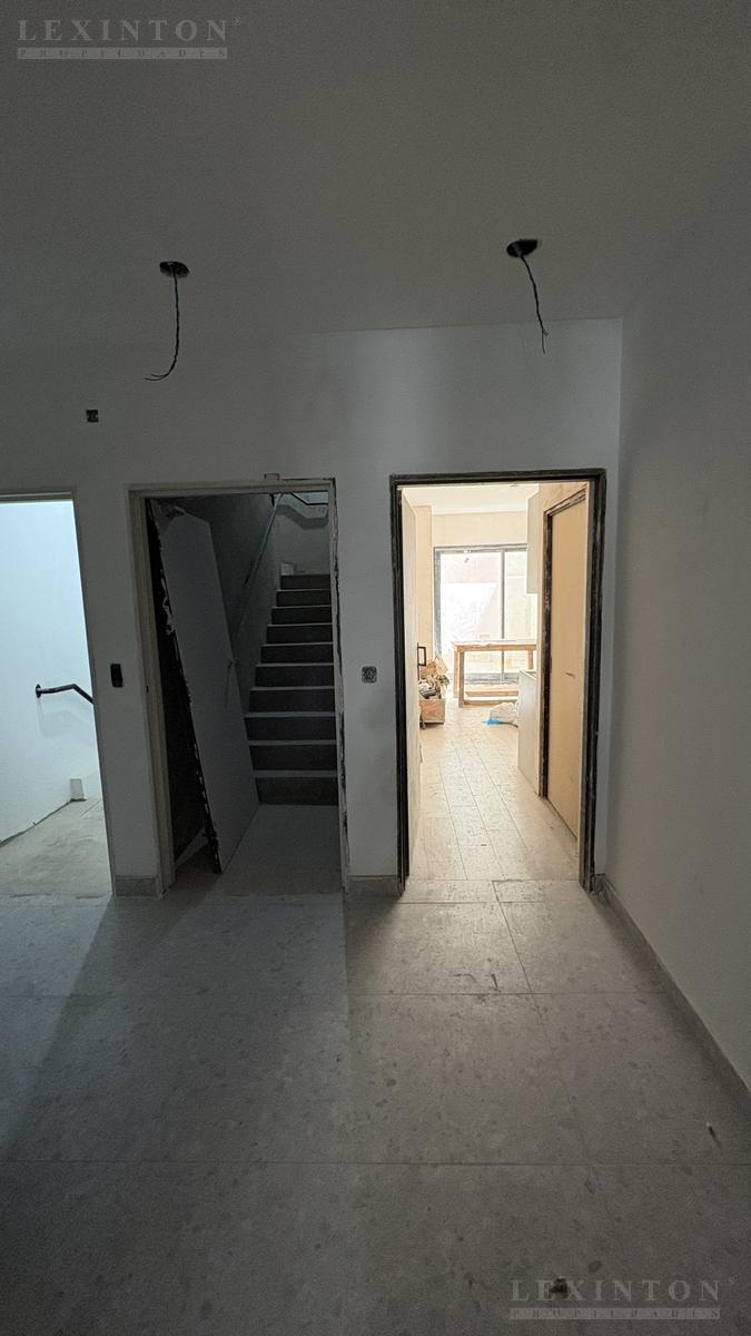 7813384_97915918832071842583109033263493547322687233748997512629801918927482910044018