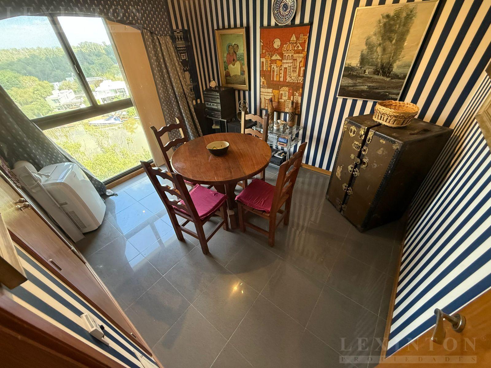 7816960_20846780551738971620761841538407234993895008973067020306860267327617509302368