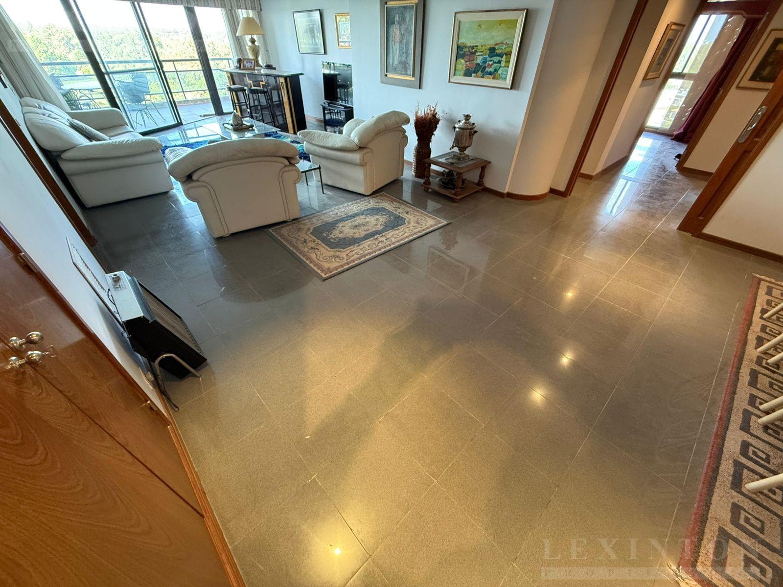 7816960_73542638874867853951110381207687254711798659074476541131932636478993815891050