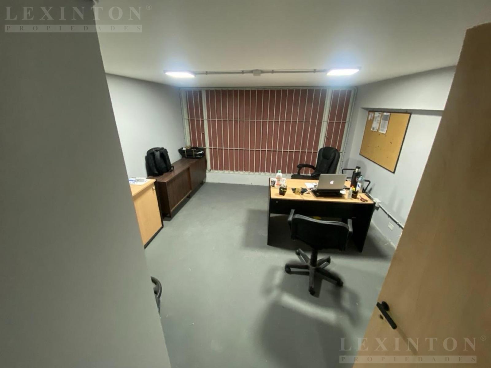 7896898_44874787085164781314220871231947721665708636747834132888856734218691941186798