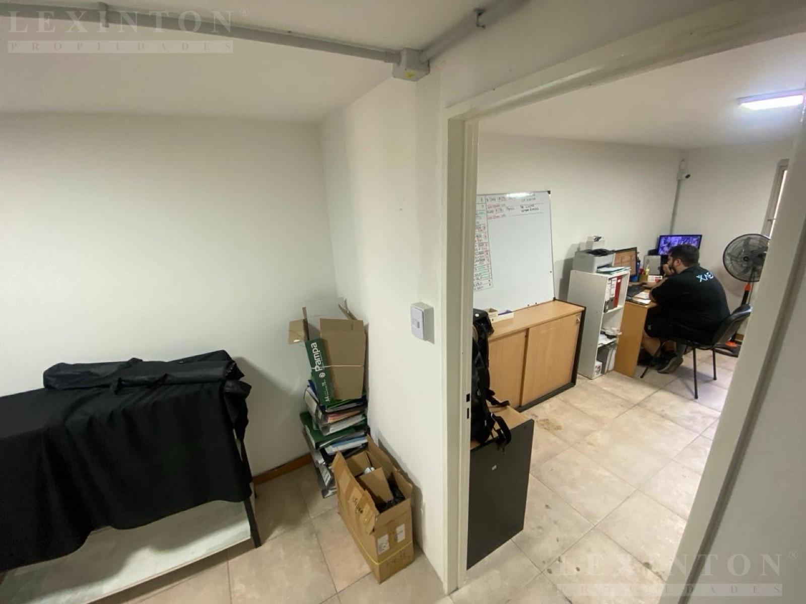 7896898_80370498918855910811267052091115625776543712377491141666466389289470722908605