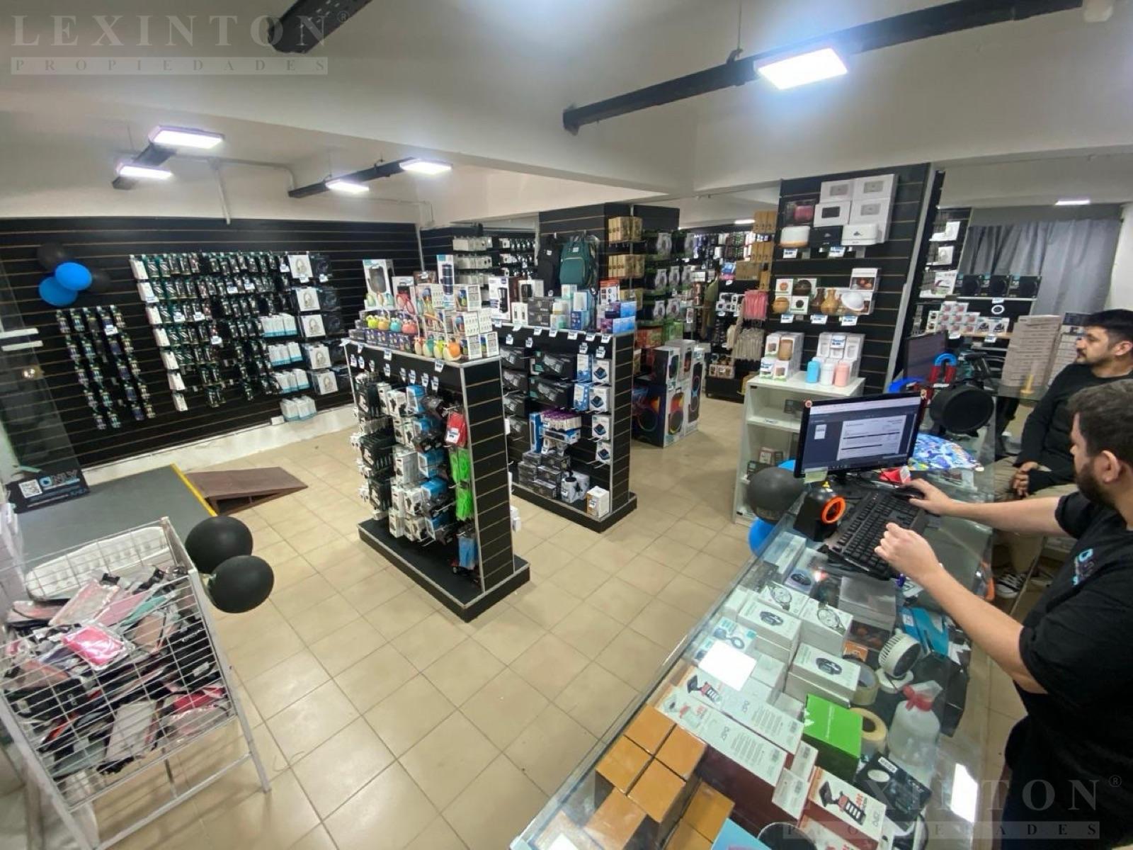 7896898_83056238150525079259517259192573670764927975367943648060802775324785969849203