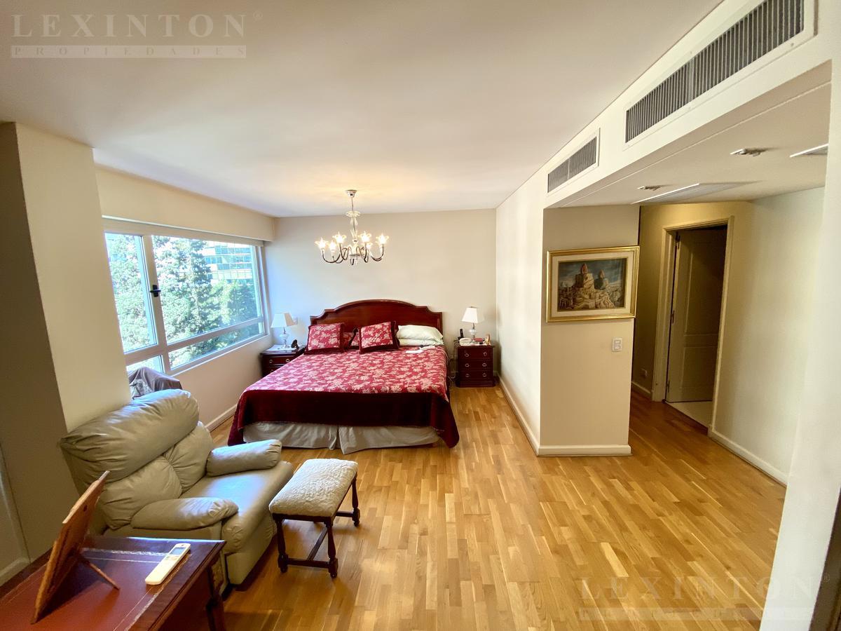 112148234655773733228676633180715404080034133140673778133595658815112030168030